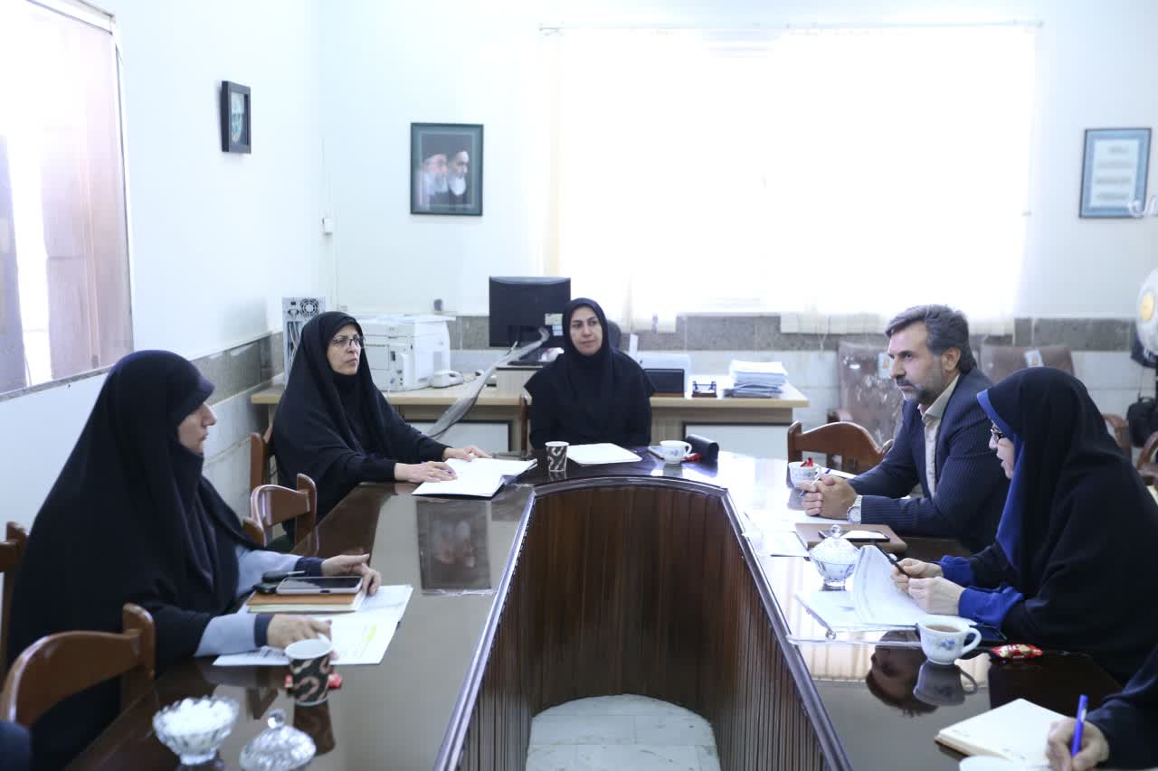 برگزاری دوره توان افزایی اساتیدمشاورفرهنگی دانشکده علوم انسانی براساس بند۱مصوبه صورتجلسه شورای فرهنگی