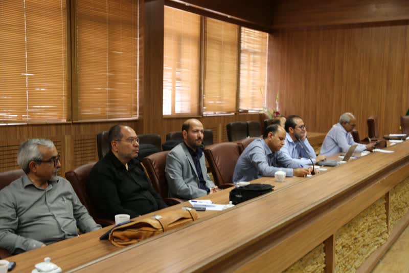 برگزاری دوره هم اندیشی عمومی اساتید انس با قرآن با موضوع تدبر در قرآن