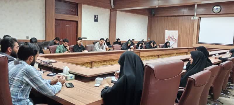 برگزاری دوره بصیرت افزایی با موضوع انقلاب اسلامی