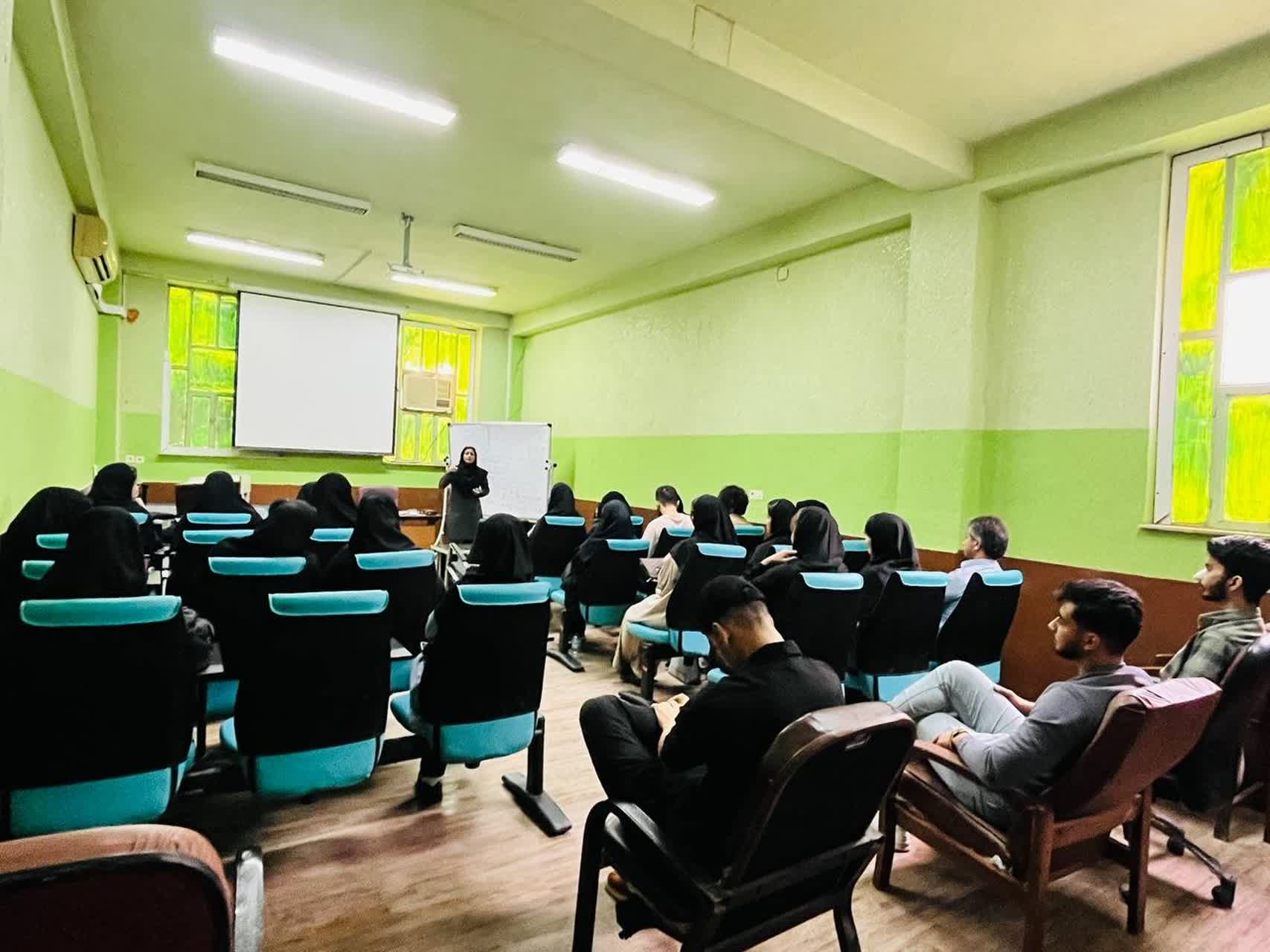 کارگاه آموزش روابط دختر و پسر